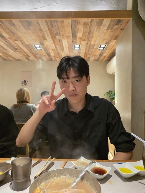 Dohyun Hwang